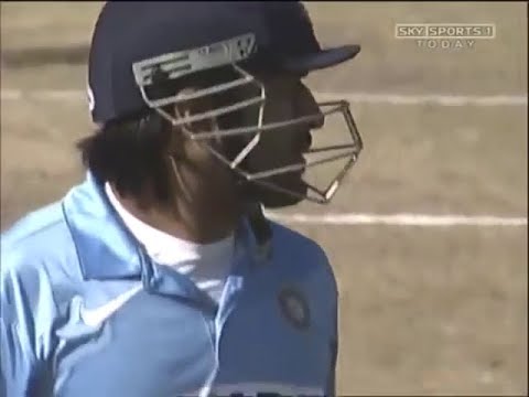 M.S Dhoni 55 vs South Africa 3rd ODI 2006 @ Capetown
