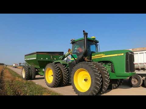 John Deere 9760 STS Combine - JD 9120 Four-Wheel Drive Tractor - Brent 674 - Early Fall Harvest 2020