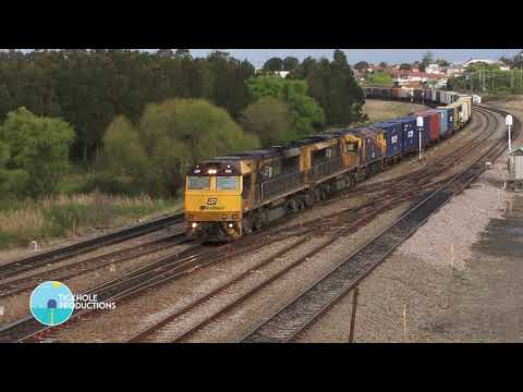 Diesel Locomotive LDP005, LDP007 & 42107 - Warabrook - September 2015
