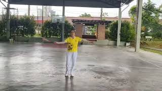 挑战柔力球高难动作