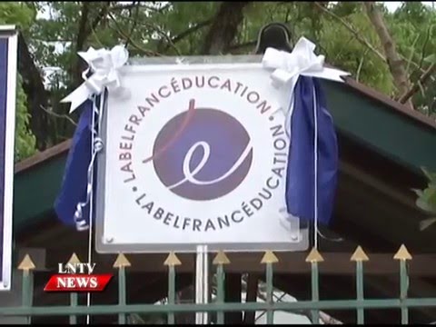 Lao NEWS on LNTV: The French government presents a plaque to Vientiane Secondary School.29/3/2016