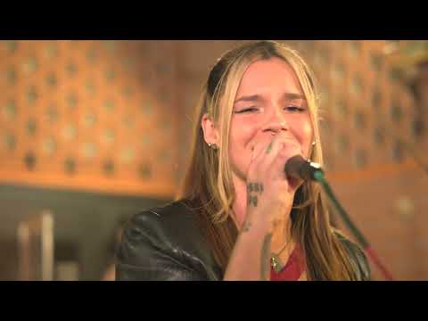 B+B & Miguel Angel Cufos - Amor Es El Primero (En Vivo SONDOR Estudios)