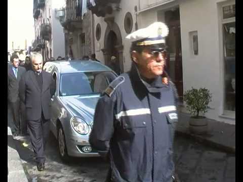 Funerale sulla via Garibaldi.wmv