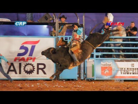 Rodeio da FAPI de Ourinhos 2017 - MELHORES MONTARIAS / SEXTA FEIRA