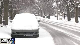 Snowy roads in Lansing, school closings, winter wonderland: A little bit of everything Friday mornin