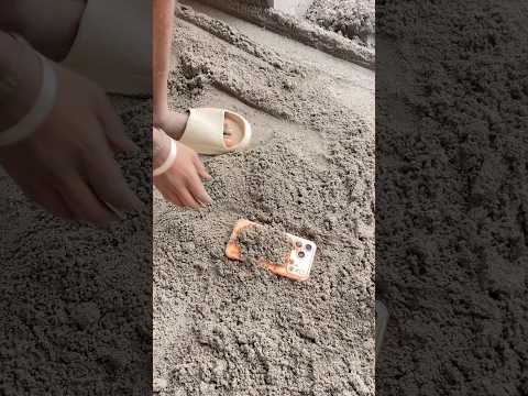 17 pro Max கலவை போட்டு மூடியாச்சி#mason #tiles #bilder #engineer #shortsfeed #iphone #apple#promax