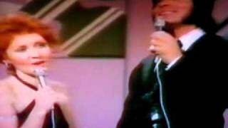 Lulu & Engelbert Humperdinck - Leaving On A Jet Plane