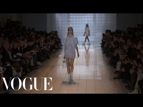 Rochas Ready to Wear Spring 2013 Vogue Fashion Week Runway Show