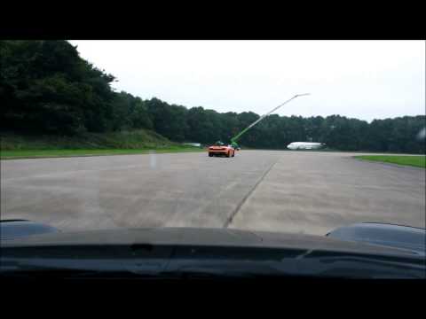 SUPER CAR DRAG RACE Porsche 997 Turbo 9E28 VS  Lamborghini Gallardo LP560