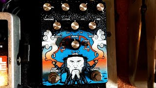 Video thumbnail for Triungulo Lab Barbanera Pedal Demo ( Envelope & LFO modulated filter) by Olly Vert