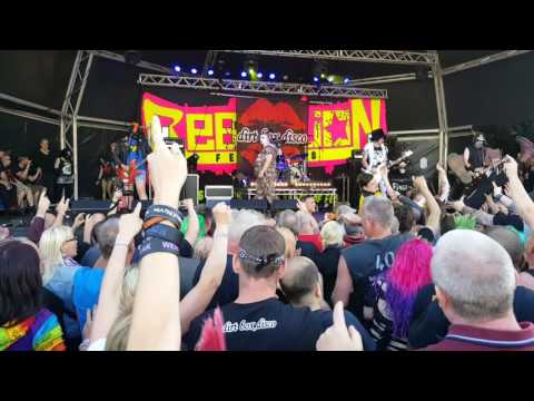 Dirt Box Disco - My Life Is Shit. Rebellion 2016