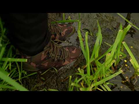 Fox Khaki and Camo V2 Boots