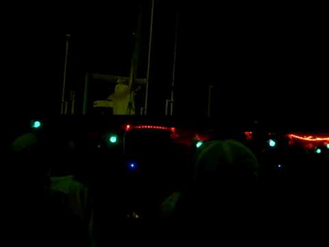 Short clip of  Andy Mara a.k.a All Wheel Drive stirring things up on the F*ck*ng P*rv*rts Summer Cruise 2009!! 