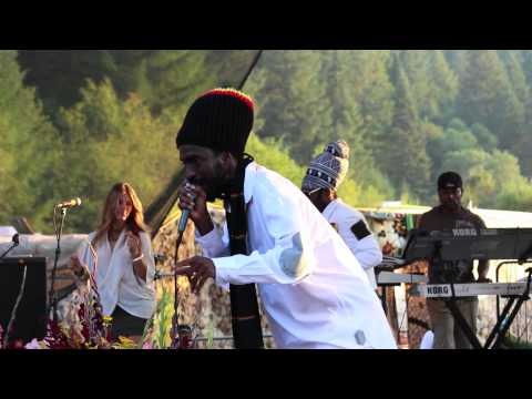Ras Batch [Live at the Northwest World Reggae Festival 2012]