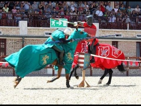 Lovagi Torna és játékok