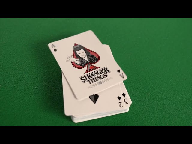 Vídeo relacionado con Theory11 - Baraja de cartas Stranger Things Playing Cards