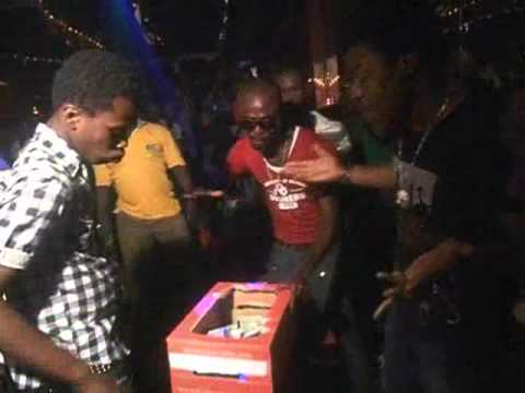 demarvel dj  histoire de vrai elements