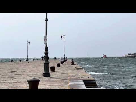 Bora Winds Sweep Through Trieste as Clear Skies Dominate Friuli Venezia Giulia