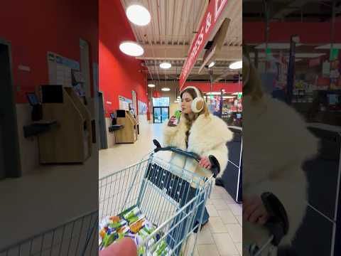 CINE A LUAT GOO GOO ?