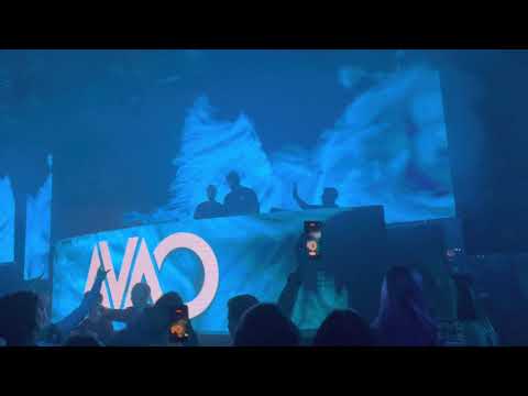 AVAO - Whiskey Is My Holy Water // live at EPIC Prague