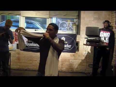 G-MO Performing Gone off Soju part 2(Kettle Shots) live at JR Pub in Seoul, South Korea