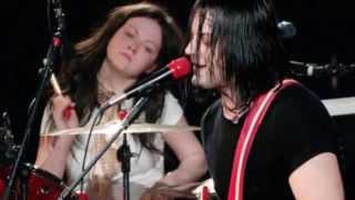 The White Stripes-I Just Don&#39;t Know What to Do With Myself (Subtitulada en Español)