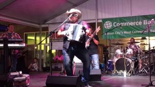 Sunny Sauceda Kansas City, MO 09-17-16