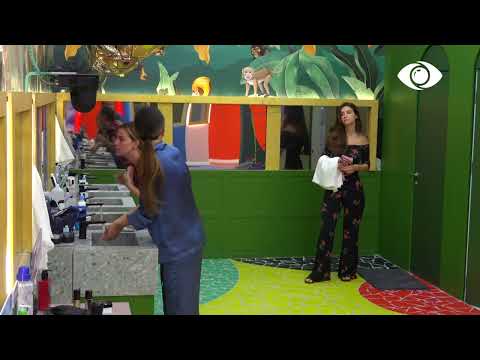Luizi hyn në tualet pa i folur Kiarës - Big Brother Albania Vip 2