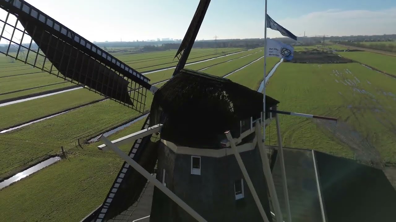 #50 Dronevideo van molen 'de Kraai' in Westbroek