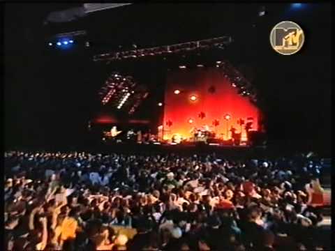 R.E.M. - The Lifting (Live 2001 Köln)