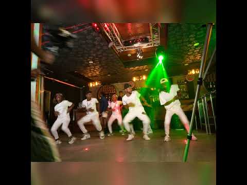 Desolo B ft Souljah love &Ti Gonzi _im in love ( official music)