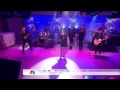 Demi Lovato cantando 'Give Your Heart A Break ...