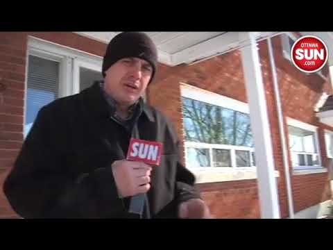 Cops probe shooting on Cummings Ave.