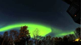 preview picture of video 'Northern Lights over Nuorgam 2014'