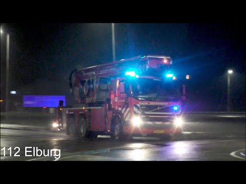 [Piepende sirene] Adviseur Gevaarlijke Stoffen en Hoogwerker brandweer Zwolle met spoed naar Kampen
