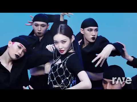 CHUNGHA X LOONA - Stay Tonight X Oh (Yes I Am) [Mashup]