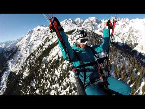 How to Paraglide "Effektives Gleiten mit Steuerung über die hinteren Tragegurte"