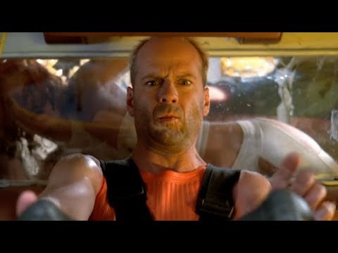 The Fifth Element - Police Chase Scene (HD 1080p)