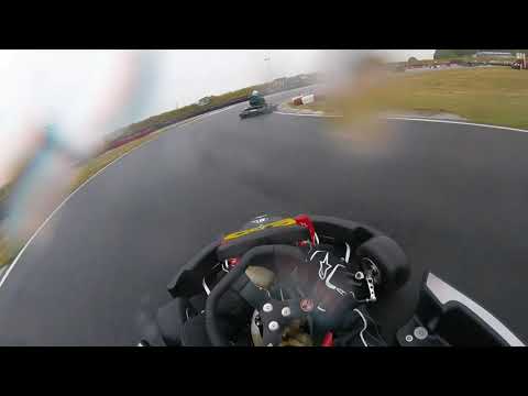 Club 100: Clubman 2018 Round 7 - Ellough Park heat 1