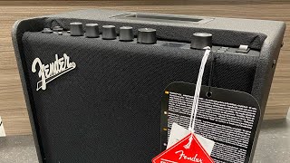 Video thumbnail for Fender Mustang LT25 Amplifier Plug n Play by Robin Smith