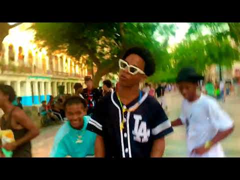 El Pasillito del buzzo__(El deivy official)@ListilloCubano@PlanetRecordsCuba@BadBunnyPR