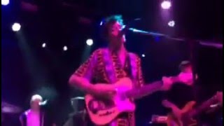 Hippo Campus- Souls (LIVE)