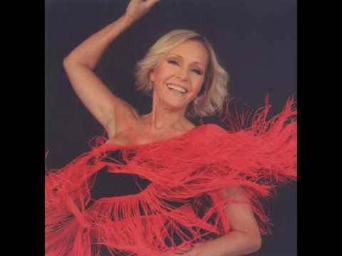 HELENA  VONDRACKOVA                               RAJ  ( NON, C'EST RIEN)