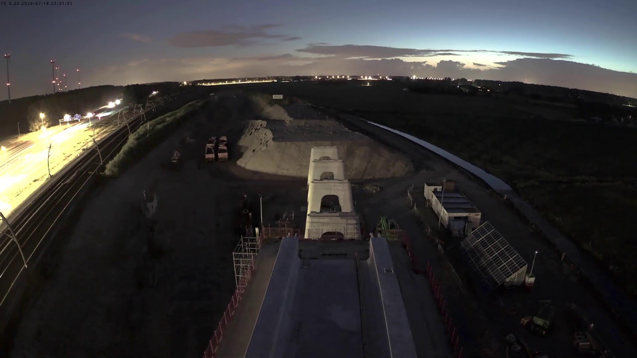 Live webcam view of Puente Zuidwestboog Meteren en Obra