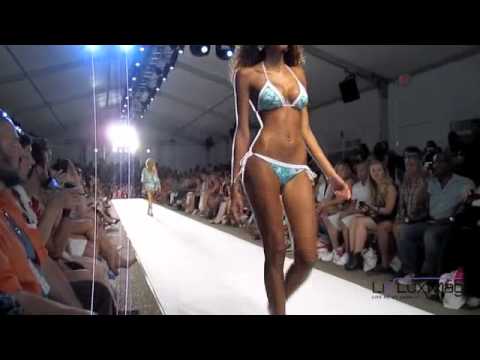MBFW-Swim: Caffe' Swimwear 2012