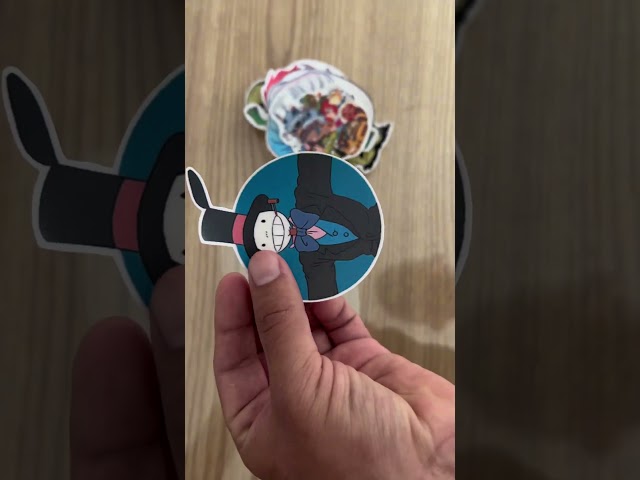 Vídeo relacionado con Calcomanías de graffiti de vinilo impermeables, 110 piezas Juego de calcomanías, Juego de Pegatinas, Calcomanías de anime, para Regalo para Fans, Cuadernos