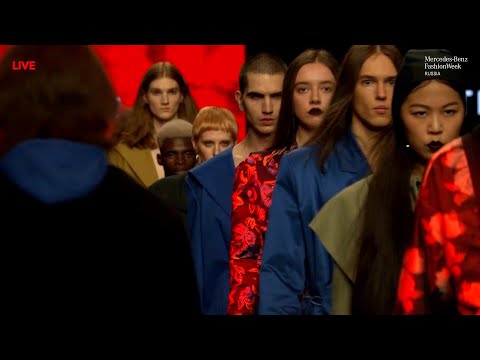 INNOMINATE Spring/Summer 2022 Runway | Mercedes-Benz Fashion Week Russia | VRAI Magazine