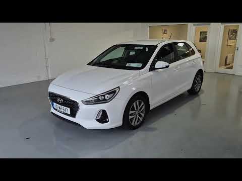 Hyundai i30 2017, Deluxe, Finance Arranged - Image 2