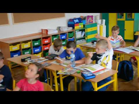 SP Orzechowo pierwszaki-1  *Radio Wrzśnia 93,7