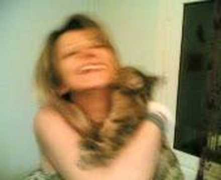 ayça we kedisi çınar ;)